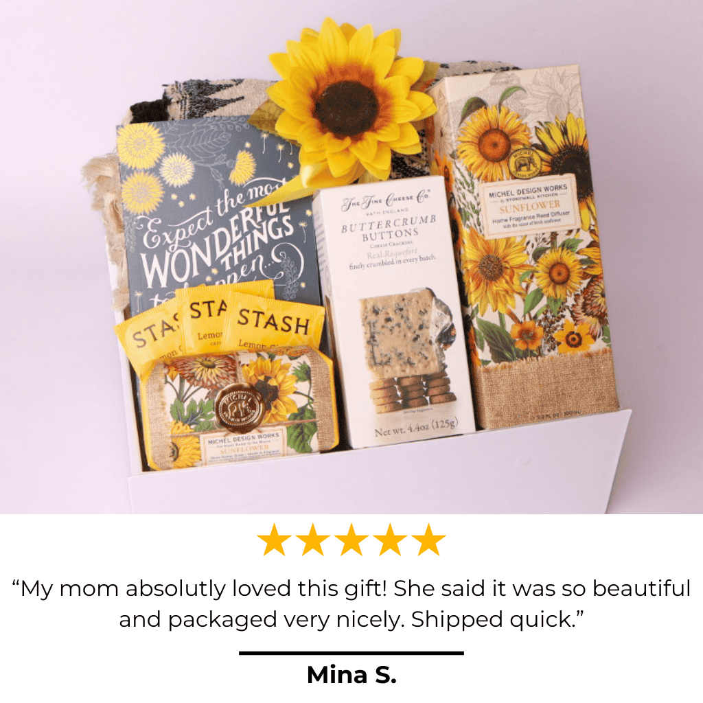 “5-star customer review praising our Seattle-based gift company’s cozy sunflower gift box for its thoughtful curation and beautiful presentation.”